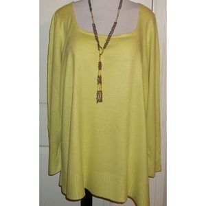 Lemon Lime semi square neckline avenue sweater EUC